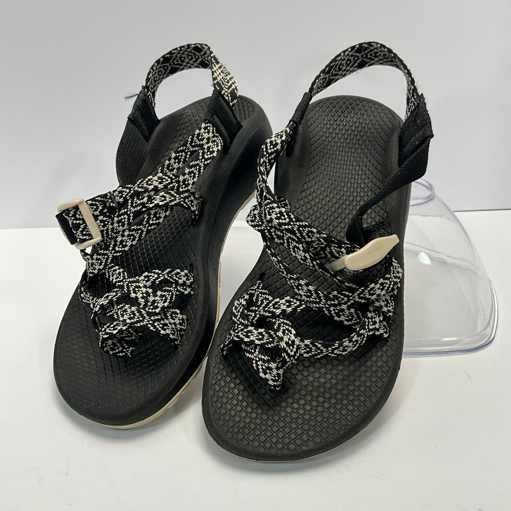 Chaco Women's ZX/2 Sport Sandals Black White Geometric Pattern Outdoor Shoes‎ 6
